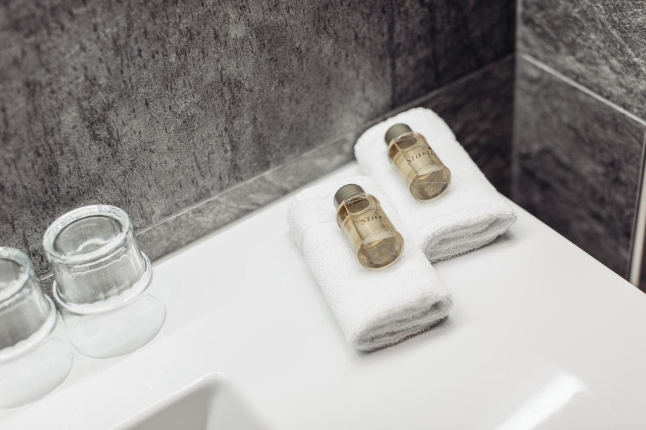 Hotel Spescha レンツァーハイデ エクステリア 写真