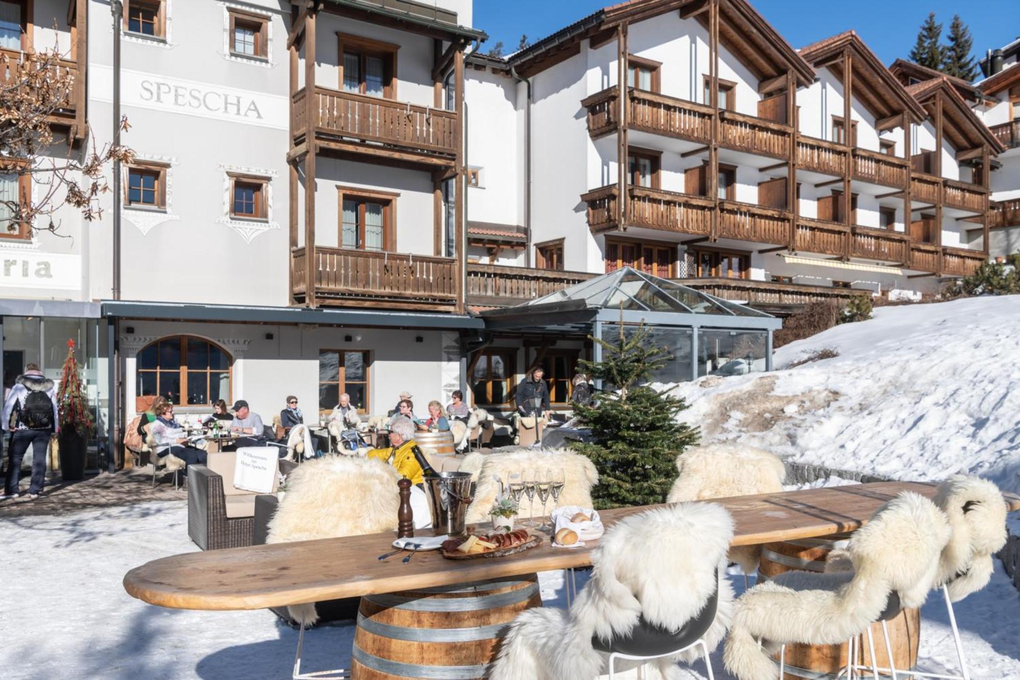 Hotel Spescha レンツァーハイデ エクステリア 写真